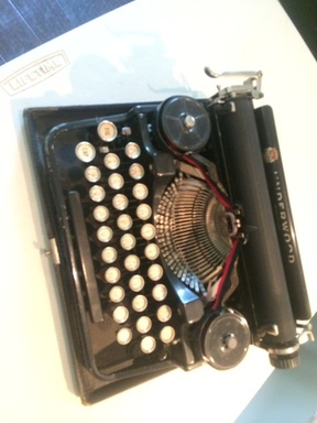 IMG_1947 typewriter.JPG